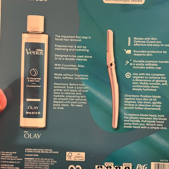 Gillette Venus 1 Razor, 8 Cartridges & 1 Cleansing Primer, new in sealed box - Picture 2 of 4